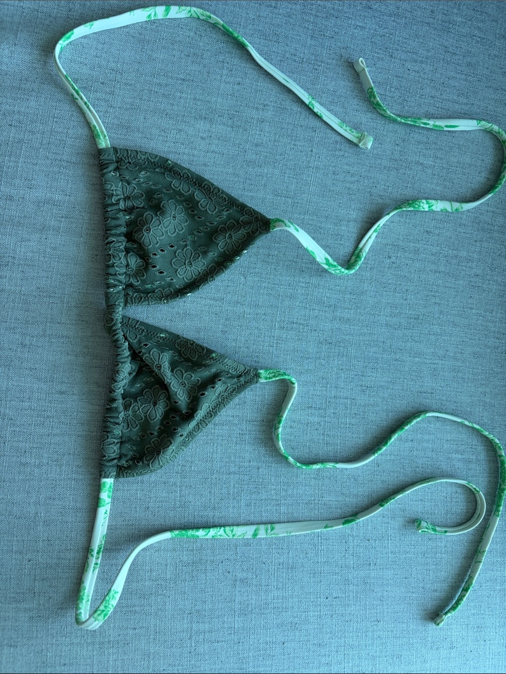 aerie Olive Green Floral Eyelet Triangle Bikini Top (NEVER USED)